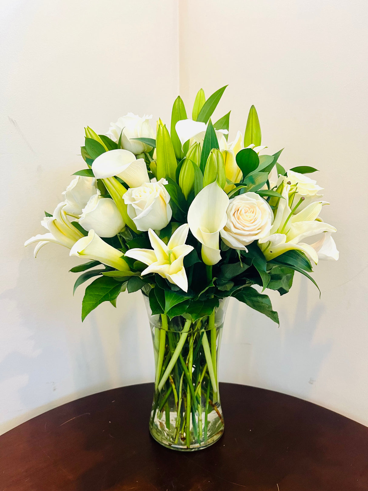 White Luxury Rose & Lily Bouquet