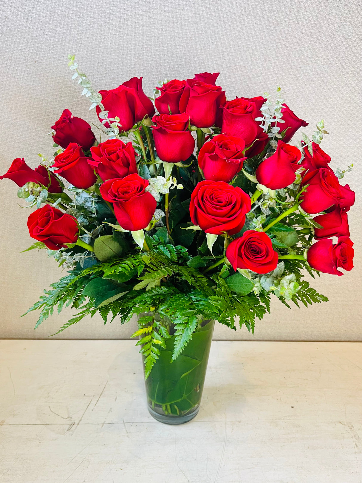 Fascinating Luxury Rose Bouquet - 40 Stems of 24-inch Premium Long-Stemmed Roses